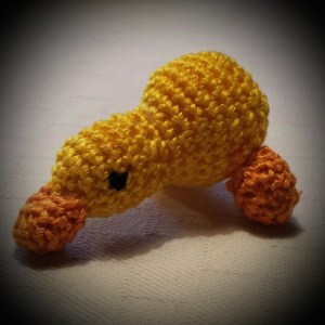 häkeltier-mobile-ente